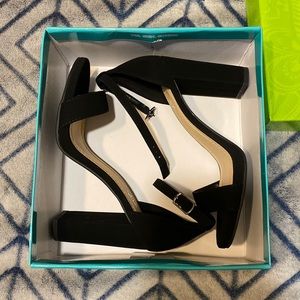 YNOT Shiner heeled sandal - Black nub